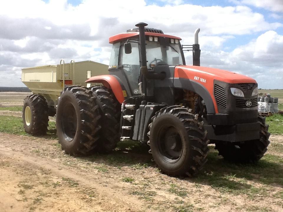 200 to 400 hp tractor